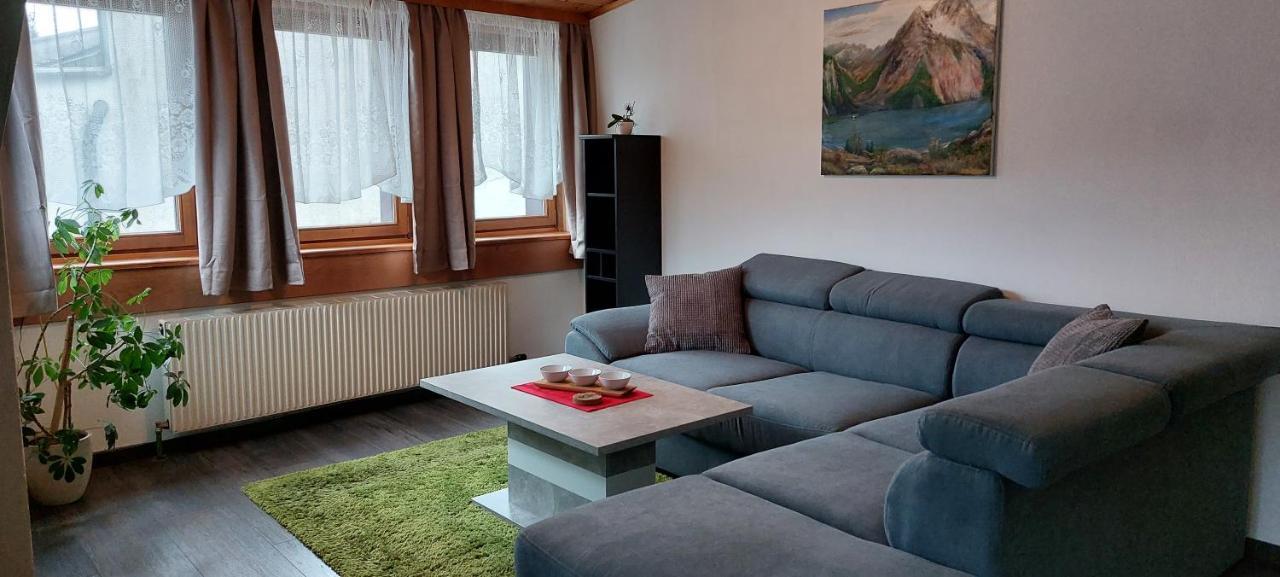 Weisses Roessl Werfen Hotel Bagian luar foto
